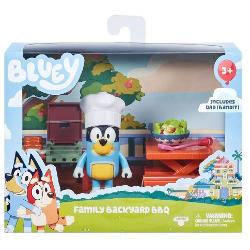 Bluey Mini-Kit Backyard Bluey este un serial animat pentru copii prescolari Popularitatea sa reflecta interesul imens pentru jucariile din serie Bluey este o catea adorabila Blue Heeler in varsta de 6 ani care impreuna cu sora ei Bingo ii place sa transforme viata de familie de zi cu zi in aventuri nesfarsite Cu jucariile si figurinele de plus Bluey vei recrea acasa cele mai memorabile momente din serie Jucariile de plus Bluey sunt placute la atingere si sunt realizate din tesaturi 