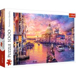 Un puzzle de calitate trebuie sa fie relaxant si distractiv Aranjarea unui puzzle constitue atat pentru copii cat si pentru adulti este o modalitate deosebita de dezvoltare a indemanarii spiritului de observatie si a concentrarii Trefl este o companie poloneza cu sediul central in regiunea Pomorze Incepand din 1985 compania a inceput sa produca puzzle-uri dezvolatand ulterior si segmentul de carti de joc si jocuri de societate In prezent Trefl este lider in Polonia si plina expansiune in 