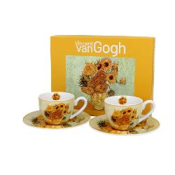 Dou&259; ce&537;ti de espresso cu farfurioare FLOAREA-SOARELUI inspirate de V van Gogh parte a seriei Art Gallery  realizate din por&539;elan de calitate superioar&259; caracterizat printr-o culoare alb-crem elegant&259; &537;i natural&259; cu o str&259;lucire delicat&259; precum &537;i o durabilitate excep&539;ional&259;Setul este realizat din por&539;elan alb decorat cu un fragment din 