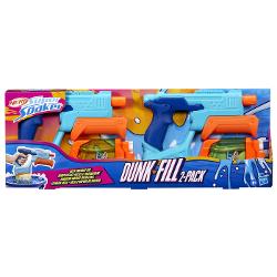 Setul Nerf Super Soaker Dunk-Fill include 2 blastere cu rezervoare cu umplere instantanee astfel incat esti gata sa te lansezi pe suvoaie de distractie Designul inovator al rezervorului permite umplere super rapida pur si simplu scufunda-l si da drumul distractiei Nimic complicat doar scufunda rezervoarele in apa si priveste cum se umplu rapid Fiecare rezervor transparent are capacitate de 300 ml Scufunda fiecare rezervor in apa si esti gata pentru jocuri cu apa in aer liber intr-o clipa 