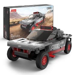 Setul de caramizi de constructie RASTAR Audi RS Q E-Tron este o jucarie versatila si captivanta care se adreseaza unei game largi de entuziasti oferind o experienta de constructie detaliata si captivanta si un model perfect proportionat pentru expunere Cadou ideal pentru toate varstele Recomandat pentru varstele de 6 ani si peste acest set de constructie este perfect atat pentru fanii Audi cat si pentru colectionarii adulti oferind o experienta distractiva si educativa ce imbunatateste 