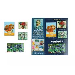 Adaug&259; un strop de art&259; &537;i culoare buc&259;t&259;riei tale cu acest set de 4 magne&539;i inspira&539;i din capodoperele lui Vincent van Gogh Fiecare magnet reproduce fidel picturi iconice aducând farmecul artei clasice în via&539;a de zi cu ziRealiza&539;i din materiale rezistente &537;i cu o aderen&539;&259; bun&259; ace&537;ti magne&539;i sunt ideali pentru decorarea 