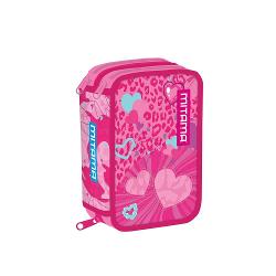 Acest penar echipat Mitama cu 3 compartimente si un design cu inimi roz este perfect pentru orice elev Este conceput pentru a mentine organizate toate instrumentele de scris necesareDimensiuni 145 x 74 x 20 cmContine 47 de piese2 pixuri Goody cancellabili albastru si rosu2 creioane HB cu corp fluo1 marker de subliniere Twice2 pixuri cu bila fluo1 lipici Stronglue1 radiera 