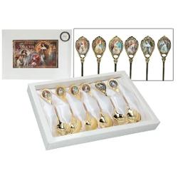 Adaug&259; o not&259; de art&259; rafinat&259; la fiecare moment al ceaiului sau cafelei cu acest set de linguri&539;e aurii inspirat din celebrele opere ale lui Alfons Mucha Fiecare linguri&539;&259; este lucrat&259; cu aten&539;ie combinând o&539;elul inoxidabil placat cu aur de 24 k &537;i detalii ceramice elegante fiind ambalate într-o cutie alb&259; sofisticat&259;strong 