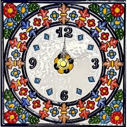 Ceas din ceramic&259; spaniol&259; cu suport metalic pictat manual – 15x15 cmAdaug&259; un strop de rafinament în casa ta cu acest ceas unic realizat din ceramic&259; spaniol&259; de calitate Decorat manual &537;i aurit cu aten&539;ie este creat prin metoda tradi&539;ional&259; cuerda seca 