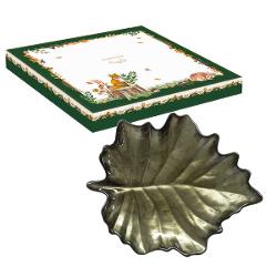 Platou de sticl&259; în form&259; de frunz&259; 21x18 cm – Easy Life colec&539;ia Forest DreamAdaug&259; un accent de natur&259; &537;i elegan&539;&259; mesei tale cu acest platou de sticl&259; inspirat de frumuse&539;ea p&259;durii toamnei Parte din colec&539;ia Forest 