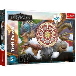 Un puzzle de calitate trebuie sa fie relaxant si distractiv Aranjarea unui puzzle constitue atat pentru copii cat si pentru adulti este o modalitate deosebita de dezvoltare a indemanarii spiritului de observatie si a concentrarii Trefl este o companie poloneza cu sediul central in regiunea Pomorze Incepand din 1985 compania a inceput sa produca puzzle-uri dezvolatand ulterior si segmentul de carti de joc si jocuri de societate In prezent Trefl este lider in Polonia si plina expansiune in 