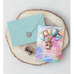 ”Felicit&259;rile cu Poezie s-au n&259;scut din dorin&539;a de a transmite emo&539;ii într-un mod personal &537;i tangibil Nu oferim doar o felicitare ci o mic&259; amintire ce p&259;streaz&259; frumuse&539;ea unui moment specialFiecare detaliu este ales cu grij&259; grafica rafinat&259; hârtia texturat&259; cu reflexii perlate plicul embosat cu modele elegante in relief &537;i sigiliul de cear&259; turnat &537;i pictat manual 