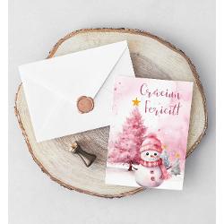 ”Felicit&259;rile cu Poezie s-au n&259;scut din dorin&539;a de a transmite emo&539;ii într-un mod personal &537;i tangibil Nu oferim doar o felicitare ci o mic&259; amintire ce p&259;streaz&259; frumuse&539;ea unui moment specialFiecare detaliu este ales cu grij&259; grafica rafinat&259; hârtia texturat&259; cu reflexii perlate plicul embosat cu modele elegante in relief &537;i sigiliul de cear&259; turnat &537;i pictat manual 