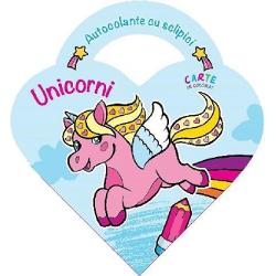 Cei mici vor adora aceasta carte pe care o pot lua cu ei oriunde merg Copiii vor lipi autocolante pe fiecare pagina invatand in acelasi timp o multime de cuvinte De asemenea ei pot colora cu creioane desenele din interior O carte minunata cu activitati de lipit si de colorat care le va permite sa invete amuzandu-se Ilustratii alb-negru de Sandrine Lamour