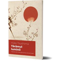 E prim&259;var&259; O tân&259;r&259; p&259;r&259;sit&259; de so&539; începe o nou&259; via&539;&259; într-un apartament din T&333;ky&333; T&259;râmul luminii ne-o prezint&259; de-a lungul unui an în timp ce se chinuie s&259;-&537;i creasc&259; singur&259; fiica de doi ani Noua cas&259; este inundat&259; de lumin&259; uneori mângâietoare alteori amenin&539;&259;toare în timp ce mama se pr&259;bu&537;e&537;te tot 