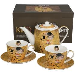 Acest set elegant i rafinat transform ritualul ceaiului întro experien plin de stil i art Setul include un ceainic cu infuzor din inox ideal pentru prepararea ceaiului precum i dou cni cu farfurioare toate decorate cu motive inspirate din celebrul tablou „The Kiss”Materialele de înalt calitate — porelan fin pentru ceainic i cni infuzor din oel 