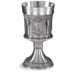 Paharul de vin&nbsp;Weinroemer 14L DUERER&nbsp;combina eleganta traditionala cu functionalitatea moderna fiind ideal pentru servirea vinurilor albe sau rosii Cu o capacitate de 250 ml paharul permite aprecierea aromelor si culorii vinului oferind o experienta completa de degustareDesignul sau rafinat si transparent subliniaza calitatea bauturii in timp ce forma confortabila 