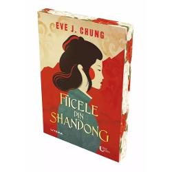 Fiicele sunt blestemul familiei Ang In 1948 Razboiul Civil face ravagii in zonele rurale din China insa in Shandong instarita familie de mosieri Ang este mai preocupata de lipsa unui mostenitor Hai cea mai mare dintre cele patru fete isi petrece zilele avand grija de surorile ei Cu doar un an mai mica Di invata sa se sustraga de la treburi iar mama lor &ndash; abuzata de familie pentru ca nu a dat nastere unui baiat &ndash; se consoleaza cu propriile 