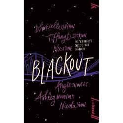 Sase povestiri de dragosteUn val de canicula lasa New Yorkul in pana de curent Insa pe masura ce in oras se dezlantuite haosul un alt fel de electricitate incepe sa lumineze vietile locuitorilor sai O prima intalnire; prietenii de cand lumea si pamantul; foste iubiri; si poate un nou inceput Sentimentele se aprind cand luminile se sting iar oamenii isi dezvaluie adevarurile ascunse Dragostea infloreste prieteniile se 