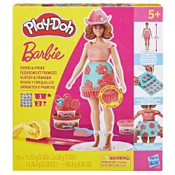 Creeaza stiluri rustice super dragute cu setul Florale si Franjuri Este usor si distractiv sa creezi haine pentru papusile Barbie Play-Doh cu acest kit de arte si mestesuguri Pur si simplu aseaza papusa pe suport foloseste foaia cu modele Play-Doh si decupatoarele pentru a croi tinute Barbie si imbrac-o in cele mai creative moduri imaginabile Ofera-i diferite coafuri Play-Doh cu ajutorul matritei de par sau copiii isi pot face propriile coafuri manual Adauga accesorii pentru papusile 