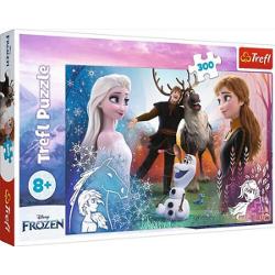 Puzzle 300 Magia Frozen 2&nbsp;intr-o seara de poveste iti testeaza perspicacitatea&nbsp;Acum poti construi o imagine minunata cu&nbsp;Magia Frozen 2&nbsp;Aranjarea unui puzzle constituie pentru copii o modalitate deosebita pentru dezvoltarea indemanarii a spiritului de observatie si a concentrarii&nbsp;Fabricat din materiale de inalta calitate si piese care se potrivesc perfect construirea 
