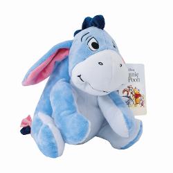 Plus Disney Eeyore 25 cm este o jucarie moale si delicata inspirata de indragitul personajului din universul Winnie the Pooh Realizat din materiale fine si placute la atingere acest plus are o textura catifelata si un design atent lucrat cu detalii brodate si culori pastelate specifice personajului Eeyore Cu o inaltime de 25 cm este ideal pentru imbratisari joaca sau pentru a deveni un element decorativ adorabil in camera copilului Usor de manevrat si potrivit pentru copii de toate 