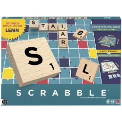 Redescopera placerea jocurilor de cuvinte cu Scrabble editia clasica ce include jetoane si suporturi din lemn pentru o experienta autentica si durabila Tabla de joc are doua fete oferind 2 jocuri intr-unul singur varianta Classic Scrabble pentru competitie strategica si varianta Scrabble Together pentru o experienta mai accesibila si colaborativa Jucatorii formeaza cuvinte incrucisate pe tabla acumuland puncte in functie de valoare literelor si a spatiilor speciale Setul este potrivit 