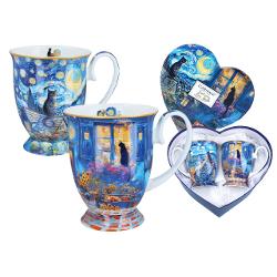 Set elegant format din 2 c&259;ni din por&539;elan fin cu o capacitate de 280 ml fiecare decorate cu ilustra&539;ii&nbsp;cu pisici &icirc;n stilul inconfundabil al picturilor lui Vincent van Gogh Culorile vibrante &537;i detaliile expresive aduc un plus de energie &537;i veselie fiec&259;rei pauze de cafea sau ceaiAcest set combin&259; func&539;ionalitatea cu arta transform&acirc;nd momentele obi&537;nuite 