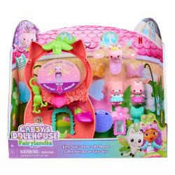 Gabbys Dollhouse Fairylandia Setul de Joaca Zana Pisicutei este un set de joaca fermecator inspirat din lumea magica Fairylandia care aduce in prim-plan personajul Kitty Fairy si prietenii sai Pachetul include mai multe figurine accesorii tematice si un decor colorat in forma de capsula zburatoare oferind multe posibilitati de joaca imaginativa Copiii pot recrea scene din serial sau pot inventa propriile aventuri pline de magie folosesc aripile elementele decorative si piese 