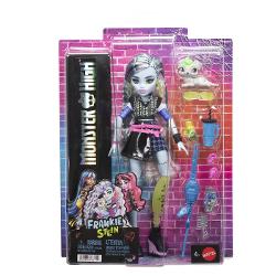 Descopera stilul electrizant din universul Monster High cu papusa Frankie Stein un personaj iconic cu un look modern si accesorii pline de personalitate Frankie impresioneaza prin parul lung in nuante contrastante si tinuta statement compusa din rochie neagra cu detalii grafice si elemente inspirate din tema electrica Accesoriile incluse completeaza povestea de la ochelari si bautura tematica pana la telefon gustare si un adorabil animal de companie Fiecare detaliu reflecta spiritul 