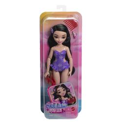 Papusa Barbie Dream Besties aduce stil prietenie si distractie in lumea jocului imaginativ Fiecare papusa are un look modern inspirat din moda actuala si vine insotita de accesorii tematice care reflecta personalitatea si hobby-urile personajului Tinutele colorate detaliile atent realizate si accesorii incluse incurajeaza copiii sa creeze povesti si aventuri alaturi de prieteni In functie de model papusile pot avea diferite stiluri de par tinute si accesorii care adauga varietate 