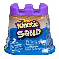 Acest nisip moale si elastic se curata usor si ofera distractie non-stop Este nisipul maleabil pe care nu-l poti lasa deoparte Se lipeste de el si nu de tine Se scurge printre degete ca prin magie fara sa le ude Nisipul kinetic stimuleaza abilitatile creative ale copiilor permitandu-le sa creeze la nesfarsit tot ce isi pot imagina Cu 127 g de nisip posibilitatile creative sunt nelimitate Distreaza-te cu nisipul kinetic
