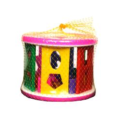 Categorie Jocuri didacticeDetaliiJocul contine diverse forme geometrice care trebuie trecute prin orificiile corespunzatoareVarsta recomandata peste 5 ani