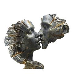 Statueta apropiere 39x9x29 cm 534