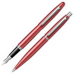 VFM - Vibrant Fun Modern Sunt cele trei repere cu care Sheaffer ne propune sa ne traim viata sa ne bucuram de ea si sa o pretuim din plin Singurul mesaj transmis noua de aceasta colectie este ca in tot ceea ce facem important este sa vibram la intensitate maxima indiferent daca ne distram sau muncim sa facem lucruri care ne fac placere sa ne deconectam de la stres prin calatorii si timp petrecut alaturi de cei dragi sa ne surprindem semenii prin bunatate si darnicie sa fim mai 
