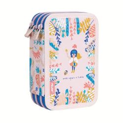 Organizeaz&259;-&539;i rechizitele &icirc;ntr-un mod eficient &537;i stilat cu penarul MILAN cu 3 fermoare din colec&539;ia Roller 2 Inspirat de patinele retro cu patru ro&539;i designul acestui penar combin&259; tonuri de albastru mu&537;tar &537;i roz oferind un look vesel &537;i dinamicCaracteristici principale&9989; Compartimentare 3 fermoare pentru organizare eficient&259;&9989; Penarul 