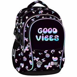 Ghiozdanul Majewski STRight BP01 Good Vibes este un model de 17 inch cu 4 compartimente potrivit pentru organizarea completa a rechizitelor si accesoriilor scolare Ofera spatiu bine compartimentat si detalii gandite pentru utilizare zilnica de la scoala pana la activitati extraEste conceput pentru confort si siguranta cu spate ergonomic si elemente reflectorizante iar materialul impermeabil si baza intarita ajuta la protectia 