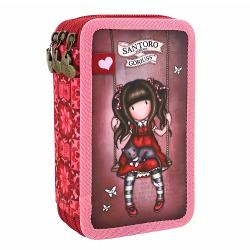 Penar triplu echipat Gorjuss Ruby 3 compartimente poliester 125 x 215 x 65 cmPenarul triplu echipat Gorjuss Ruby imbina un design clasic cu utilitatea necesara pentru scoala Este un penar versatil cu 3 compartimente cu fermoar care include o selectie de instrumente de scris si accesorii pentru activitatile de zi cu ziModelul este decorat cu un print repetitiv si are trageri de fermoar in forma de inima3 compartimente cu 