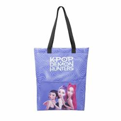 Sacosa textila K-Pop Demon Hunters violetaSacosa textila din colectia K-Pop Demon Hunters cu design violet si imprimeu cu personaje animate Potrivita pentru transportul obiectelor personale si pentru utilizare zilnicaSpecificatiiCuloare VioletaMaterial TextilImprimeu K-Pop Demon Hunters