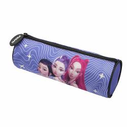 Penar tubular K-Pop Demon HuntersPenar tubular din colectia K-Pop Demon Hunters cu design violet si imprimeu cu personajele animate Ideal pentru organizarea instrumentelor de scris si a accesoriilor scolareCaracteristiciDesign K-Pop Demon HuntersForma tubulara1 compartimentMaterial durabilSpecificatiiCuloare Violet