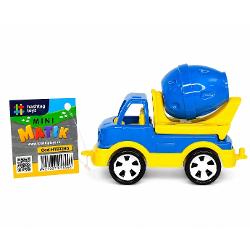 Betoniera Mini Matik este o jucarie colorata si moderna perfecta pentru micii pasionati de utilaje de constructii Modelul este prevazut cu un tambur mobil care face jocul mai realist si mai distractiv Dimensiunea compacta permite copilului sa ia masinuta oriunde acasa in curte sau la locul de joaca &Icirc;n timpul jocului copilul isi dezvolta imaginatia motricitatea fina si coordonarea miscarilor Caracteristici tip betoniera culoare albastru si galben tambur mobil dimensiuni 