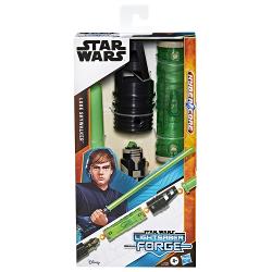 Copiii isi pot imagina propriile dueluri de rol cu sabiile laser Lightsaber Forge cu lame extensibile inspirate din Galaxia Star Wars Copiii cu varsta de 4 ani si peste pot crea o sabie laser si isi pot imagina batalii cu jucarii de rol personalizabile inspirate de armele Jedi si Sith din Galaxia Star Wars Foloseste lama capacul husa si miezul incluse pentru a crea o sabie laser si imagineaza-ti cum valorifica puterea Fortei in timp ce lupta in dueluri cu sabii laser Si cu piese 