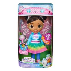 Pregateste-te de o sarbatoare magica cu papusa Magia Papadiei Gabby Aceasta papusa de 33 de centimetri 13 inchi are un par bogat ce poate fi periat si accesorii care pot fi scoase cum ar fi fusta si bentita de zana Magia reala incepe atunci cand ii apesi butonul de pe piept activandu-i aripile luminoase care stralucesc in sapte culori diferite turcoaz verde albastru si roz Papusa are multa personalitate redand peste 20 de sunete din serialul TV care ii vor incanta pe fani Bratele 