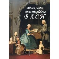 Volumul de fa&355;&259; reprezint&259; reproducerea aproape complet&259; a con&355;inutului albumului intitulat Klavierb&uuml;chlein f&uuml;r Anna Magdalena Bach o traducere mai exact&259; ar putea fi C&259;rticic&259; de clavir pentru Anna Magdalena Bach Originalul legat &icirc;n pergament verde poart&259; pe copert&259; scrise cu litere &351;i cifre aurii ini&355;ialele A M B &351;i anul 1725