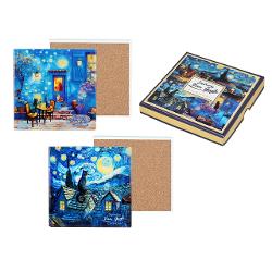 Adu frumuse&539;ea artei &icirc;n momentele tale de relaxare cu acest set de 2 suporturi ceramice pentru pahare &537;i c&259;ni inspirate de celebrele picturi ale artistului Vincent van GoghDesignul artistic evoc&259; universul fascinant al pictorului olandez renumit pentru culorile sale vibrante tu&537;ele expresive &537;i compozi&539;iile pline de emo&539;ie Inspirate de stilul 