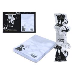 Adaug&259; o not&259; de originalitate &537;i veselie activit&259;&539;ilor de zi cu zi cu acest set format din bloc notes &537;i semn de carte magnetic decorat cu simpatice pisici negre din colec&539;ia Crazy Cats de la CarmaniCu un design juc&259;u&537; &537;i elegant &icirc;n nuan&539;e de alb negru &537;i gri setul prezint&259; ilustra&539;ii stilizate cu pisici negre surprinse 