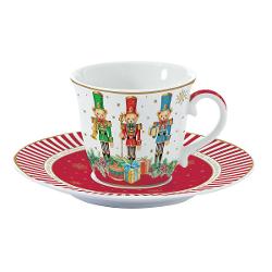Bucur&259;-te de farmecul s&259;rb&259;torilor de iarn&259; cu cea&537;ca din por&539;elan cu farfurioar&259; Easy Life colec&539;ia Christmas Teddy un set elegant &537;i plin de veselie care aduce magia Cr&259;ciunului &icirc;n fiecare moment de relaxareRealizat&259; din por&539;elan alb cea&537;ca impresioneaz&259; prin designul s&259;u festiv decorat cu trei 