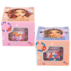 Cu kitul de bijuterii TOPModel&nbsp; va puteti crea propriile inele Kitul contine instructiuni pas cu pas pentru a crea bijuterii si un cod QR pentru un tutorial video Margelele mici si sarma sunt ambalate Intr-o cutie transparenta&nbsp;Disponibil In doua culori - albastru coral alb liliac si roz sau&nbsp;- mov liliac roz alb si galben&nbsp;Nu se poate alege culoare se livreaza in functie de stoc