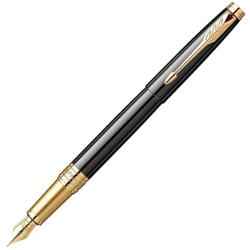 Penitaotel inoxidabil placat cu aur de 23K avand in varf pastila de iridiuDetalii accesoriiAccesorii din alama placate cu aur de 23K Clip din otel inoxidabil placat cu aur de 23K Capacul se inchide prin apasare Grip din alama placat cu aur de 23K Stiloul functioneaza atat cu cartuse cat si cu convertor Parker Stiloul vine echipat cu convertor ParkerProdusul este ambalat inAmbalaj original PARKER