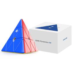 Seria de caracteristici surprinzatoare continua GAN face din cuberi speedcuberi Alegand produsele GAN &8203;alegi cel mai de succes brand de cuburi din lume Cu doar 65 g GAN Pyraminx este cel mai usor puzzle piramidal de pe piata Acest cub este primul pyraminx dotat cu noul sistem de pozitionare core-edge Acesta prezinta design de fagure de miere ce fac mai usoare rotirile mai line si mai confortabile Versiunea Standard a acestui cub este versiunea de baza Acest cub prezinta piulite 