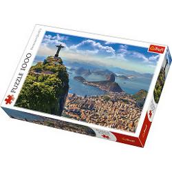 Un puzzle de calitate trebuie sa fie relaxant si distractiv Aranjarea unui puzzle constitue atat pentru copii cat si pentru adulti este o modalitate deosebita de dezvoltare a indemanarii spiritului de observatie si a concentrarii Trefl este o companie poloneza cu sediul central in regiunea Pomorze Incepand din 1985 compania a inceput sa produca puzzle-uri dezvolatand ulterior si segmentul de carti de joc si jocuri de societate In prezent Trefl este lider in Polonia si plina expansiune in 