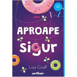 Albie nu-i cel mai destept copil din clasa Nici cel mai inalt Nici cel mai bun la sport Nici cel mai priceput la desen De fapt are o lista intreaga cu lucruri la care e doar aproape bun Lista cu ce ii place e mai scurta gogosile si ursuletii gumati Nu-si ingaduie sa-i placa prea multe de teama sa nu descopere ca nu e la inaltimea dorintelor lui&nbsp;Cu ajutorul Calistei studenta la arte care vine sa aiba grija de el Albie descopera incetul cu incetul toate 