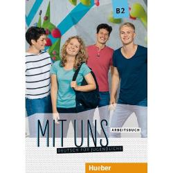 • Vertiefung und Erweiterung des Kursbuchstoffes• selbstentdeckende Grammatik• Aussprache-Übungen• Wiederholungsseite nach jeder Lektion• Anhang Lernwortschatzseiten• Hörtexte zum Aussprachetraining als MP3-Download im Lehrwerkservice