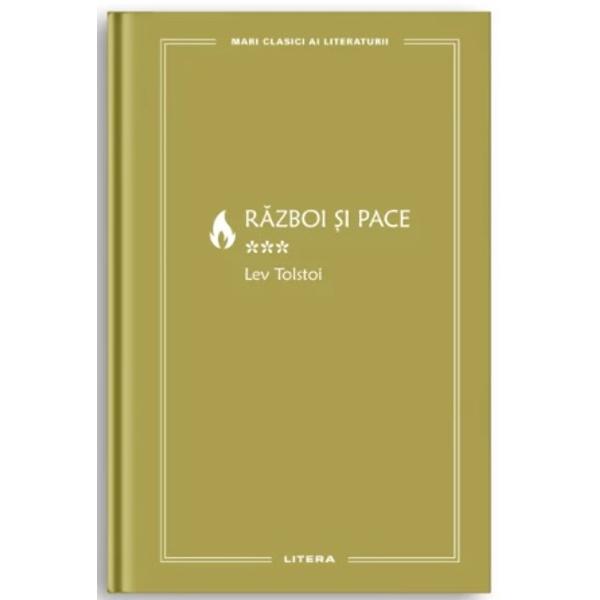 La începutul secolului al XIX-lea Rusia este amenin&539;at&259; de invazia lui Napoleon &537;i via&539;a multor oameni este pe cale de a se schimba pentru totdeauna Printre ace&537;tia Pierre Bezuhov fiul nelegitim al unui aristocrat Andrei Bolkonski care urmeaz&259; cu ambi&539;ie tradi&539;ia unei cariere militare &537;i Nata&537;a Rostova fiica milostiv&259; a unui nobil Povestea se deplaseaz&259; dinspre via&355;a de familie c&259;tre cartierul general al lui 